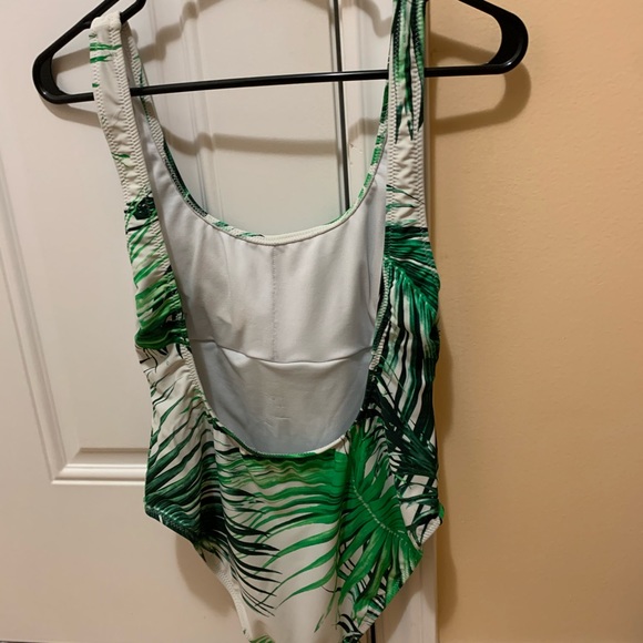 Tropical leaves bathing suit - Picture 2 of 2